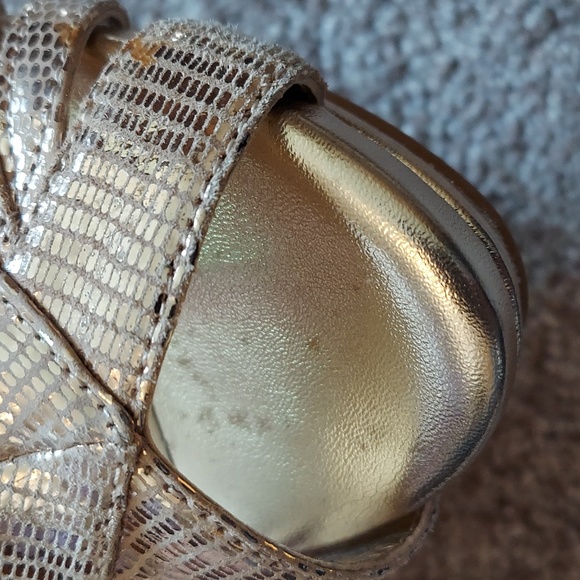 ANTONIO MELANI 8M Gold Leather Slingback Sandals - Picture 8 of 8